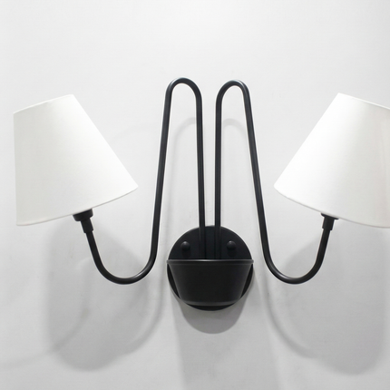A timeless glow wrapped in Matte Black sophistication.