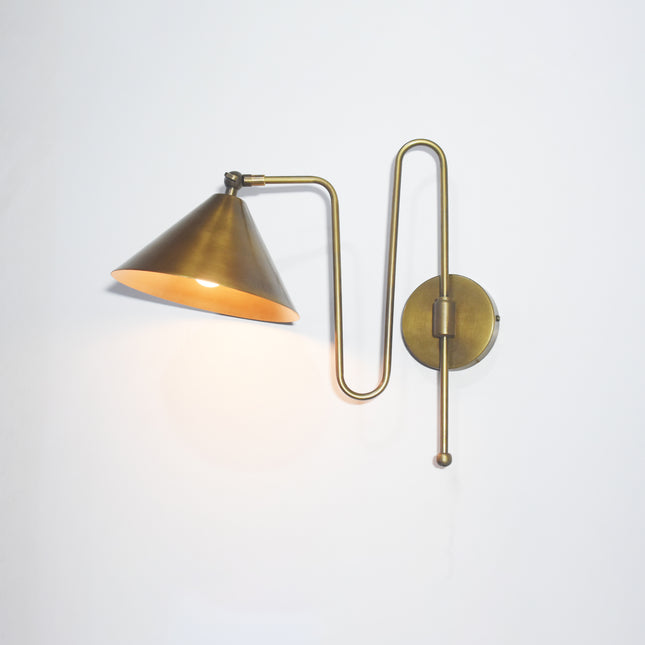 The Brown Antique wall sconce—where vintage allure meets refined luxury.
